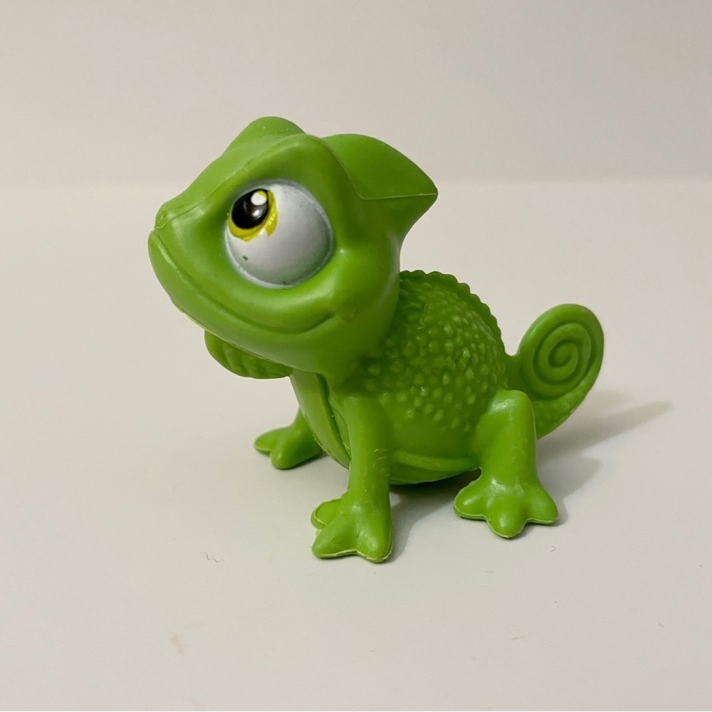 Disney Tangled Pascal Chameleon Figure Jakks Pacific 2010